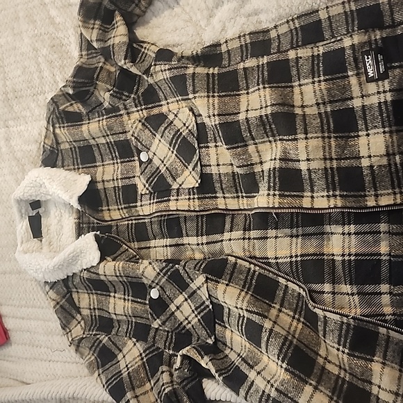 WESC Liam Fleece Shirt Jacket - Picture 2 of 12